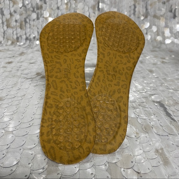 Steve Madden “Sole Mates” - Picture 7 of 13